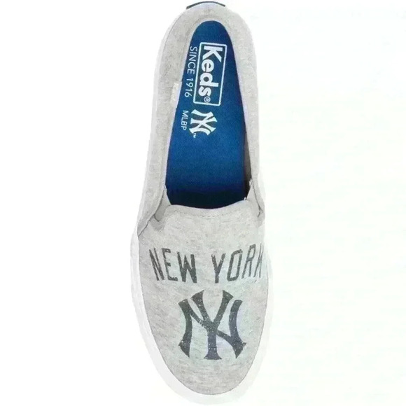 Women’s KEDS Double Decker MLB New York Yankees Gray Slip on Sneaker- Size 8.5 - Picture 1 of 14